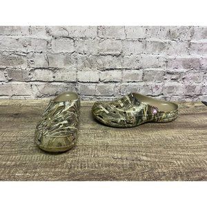 Crocs Women’s Camo Slip On Rubber Size 11